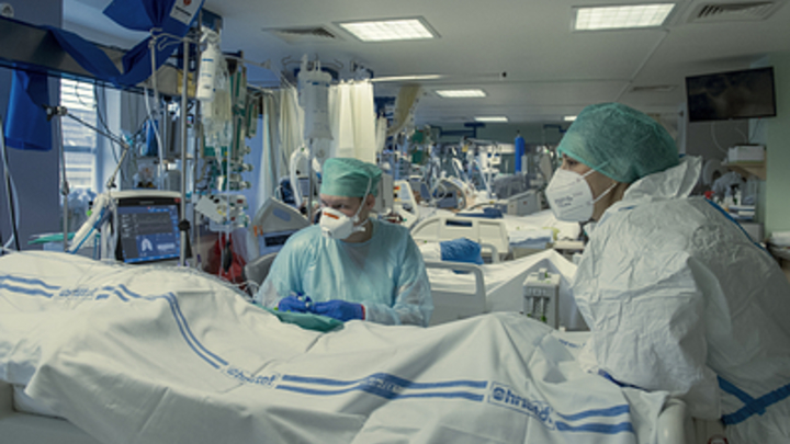 ВОЗ бьёт тревогу: COVID-19 стал убивать больше