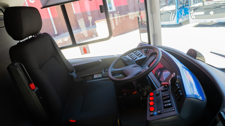 Эксперт перечислил детали автомобиля, которые не подлежат замене без сертификации