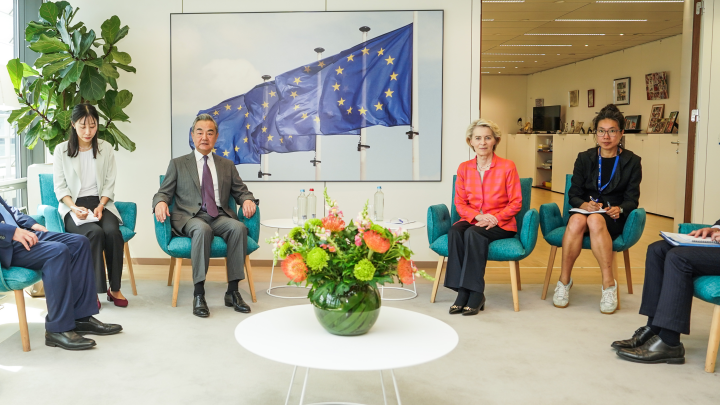 Наказать Урсулу фон дер Ляйен: Самое громкое дело Европы предают огласке