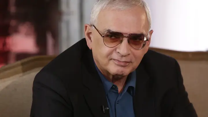 Карен Шахназаров подтвердил: Нас отвлекают от главного