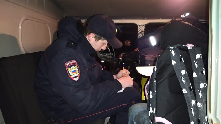 Мать с ребенком пропали в горах Челябинской области
