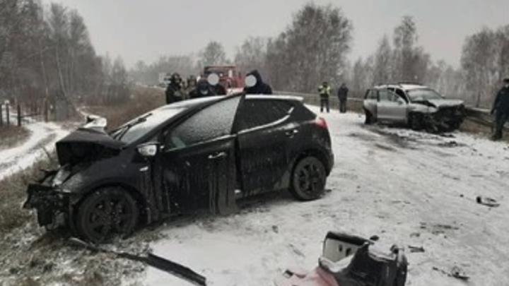 В Челябинской области при столкновении двух иномарок погибла 11-летняя девочка
