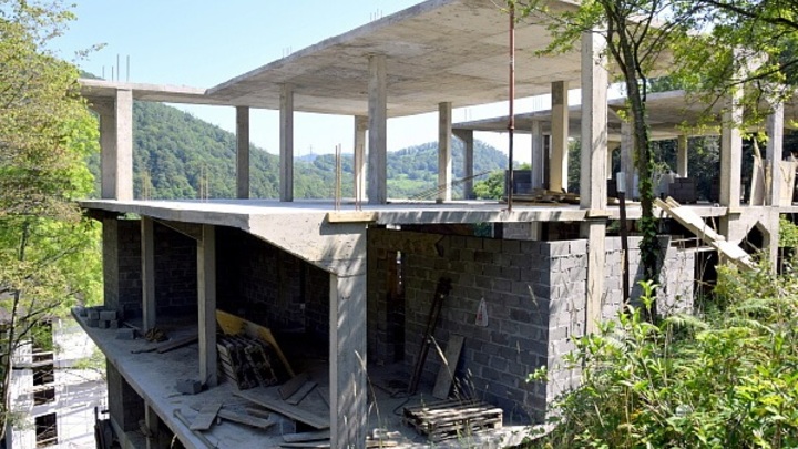 С начала 2021 года в Сочи выявили 185 самостроев