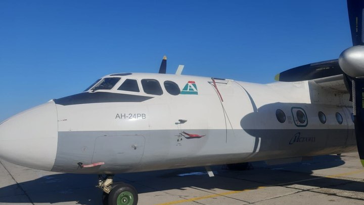 Ан-24 совершил аварийную посадку в Чите после отказа двигателя
