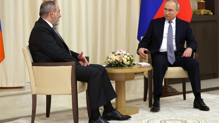 Стало известно, какие острые темы Путин обсудил с премьер-министром Армении Пашиняном