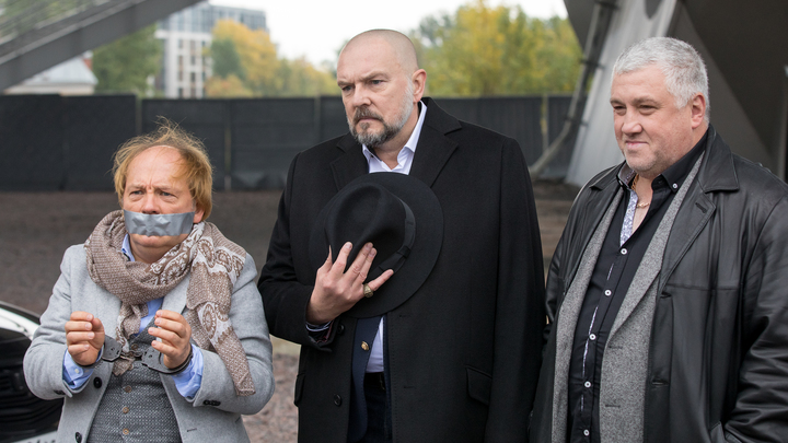 Первые кадры со съемок нового сериала с золотым составом «Улиц разбитых фонарей» в Санкт-Петербурге