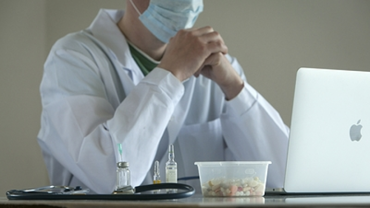 Исследование: У женщин после COVID-19 ускоряется старение сосудов