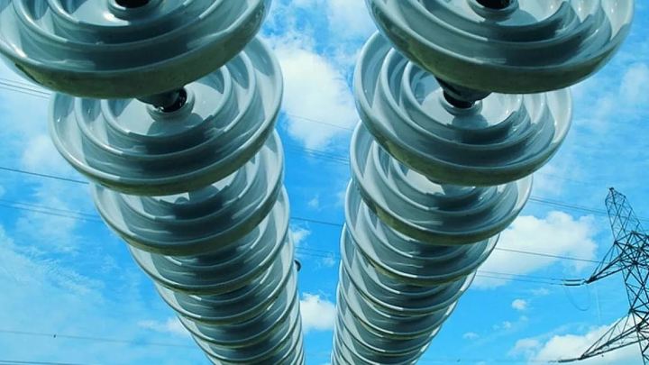 В Пашковском жилом массиве Краснодара заменят оборудование на воздушной линии электропередачи