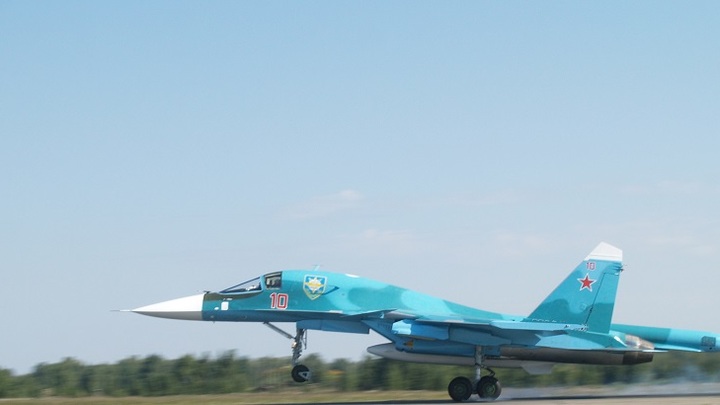 Партию фронтовых бомбардировщиков Су-34 передали в зону боевых действий на Украине