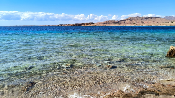 Каникулы армейского режима: Русских туристов поселили в пятизвёздочном отеле с видом на египетскую военную базу