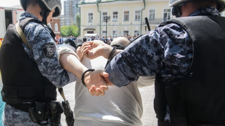 Массовые задержания на Урале: СК объяснил, за кого заступился МИД Азербайджана