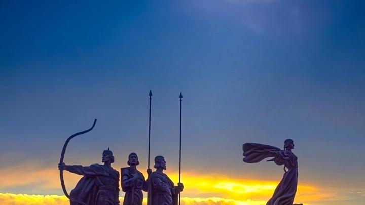 Жители села в Виннице отказались принять эвакуированную из Красноармейска семью