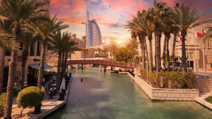 «Трамп и тут достал»: Русская туриста описала ситуацию в Дубае