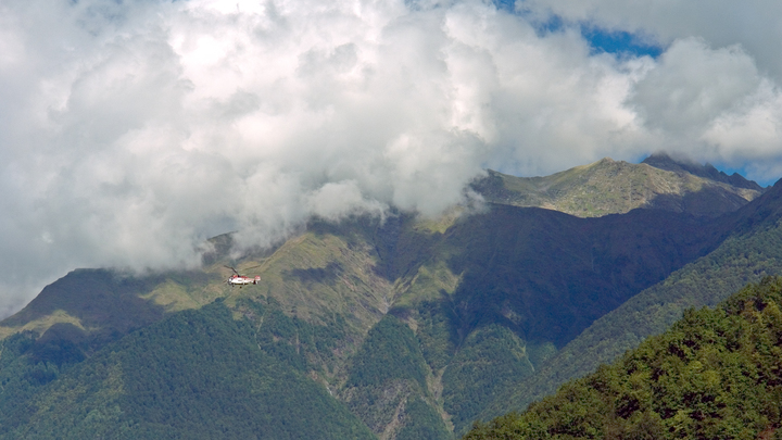 В Приморье пропала группа туристов с детьми. Против спасателей - туман и ливни