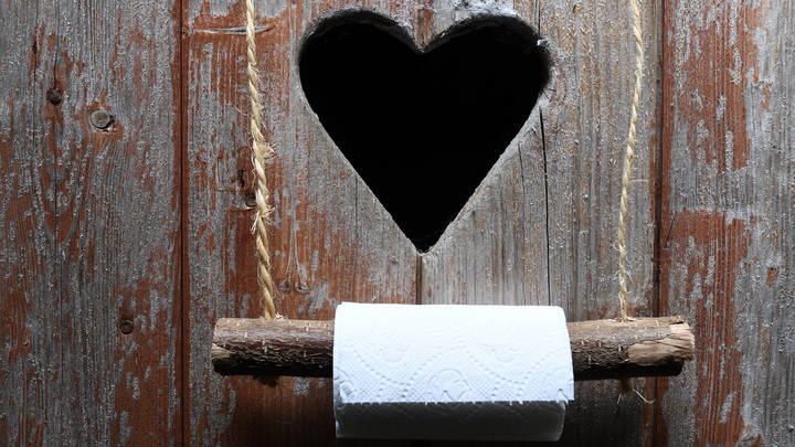 ЕС хочет запретить импорт туалетной бумаги из России