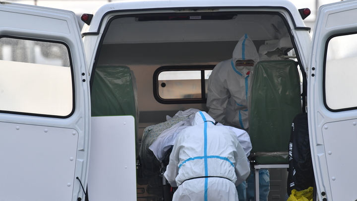 Во время новой волны коронавируса в Москве резко выросло число заболевших детей