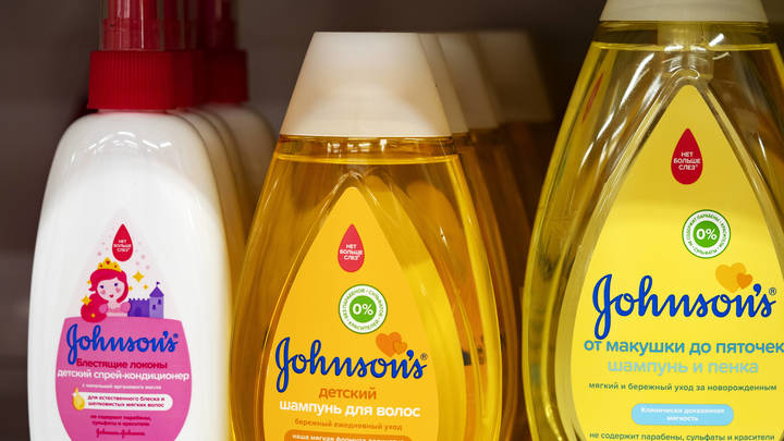 Johnson & Johnson приостановит поставки средств личной гигиены в Россию