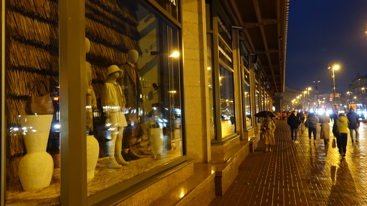 Ресторан в Киеве кормит мёртвой руснёй. Русские предложили приправить Геранями