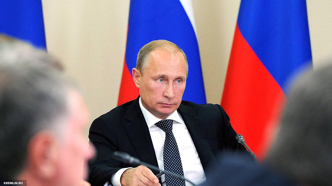 Путин и члены Совбеза выразили соболезнование французам в связи с нападением на полицейских в Париже Путин и члены Совбеза выразили соболезнование французам в связи с нападением на полицейских в Париже