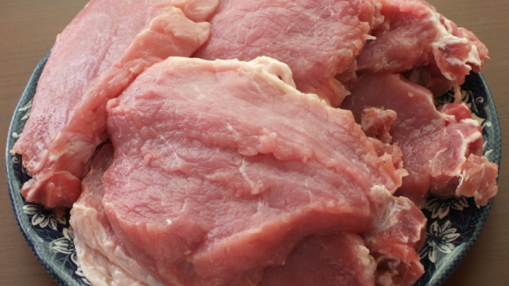 Стало известно, где в Самаре самое дешевое мясо и молочная продукция