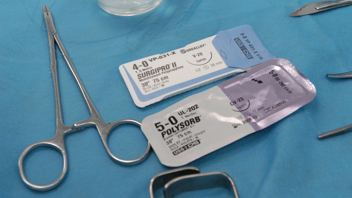 Врачи рассказали о необычном симптоме коронавируса у детей: Болезненно и неприятно