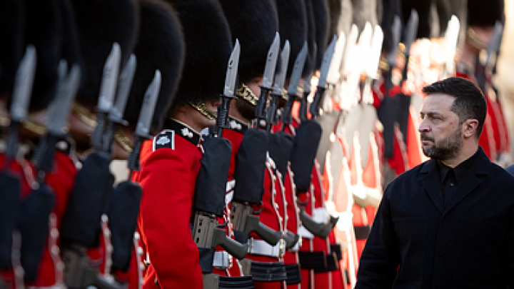 Дональд Туск: Зеленский оценивает способность ВСУ сражаться еще два-три года Дональд Туск: Зеленский оценивает способность ВСУ сражаться еще два-три года