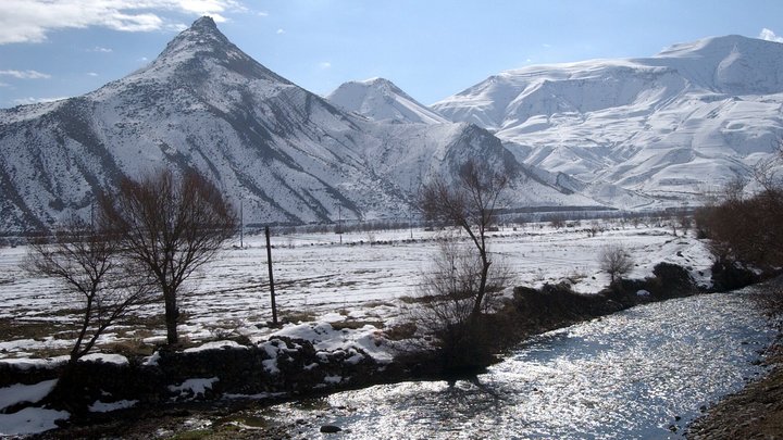 Церковь на продажу, минная угроза и новые заявления политиков: главное к утру 3 апреля