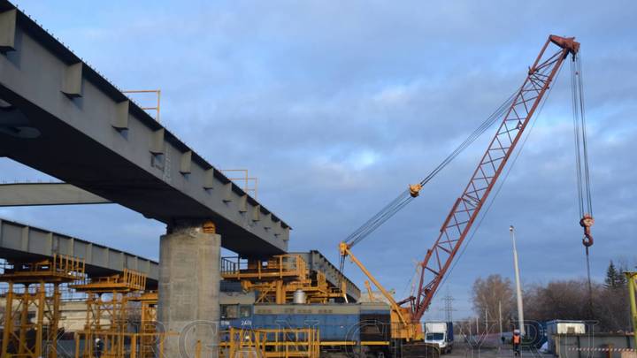 Подрядчик приостановил работы по реконструкции путепровода в Кургане