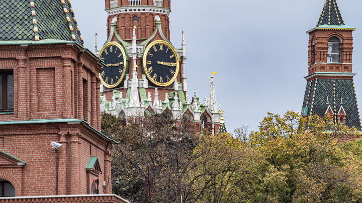 Почему не истерят США: В Кремле указали на закрытый канал связи Москвы и Вашингтона