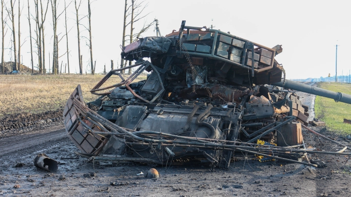 Армия России перерезала ключевую артерию ВСУ: трасса Славянск-Изюм под огневым контролем