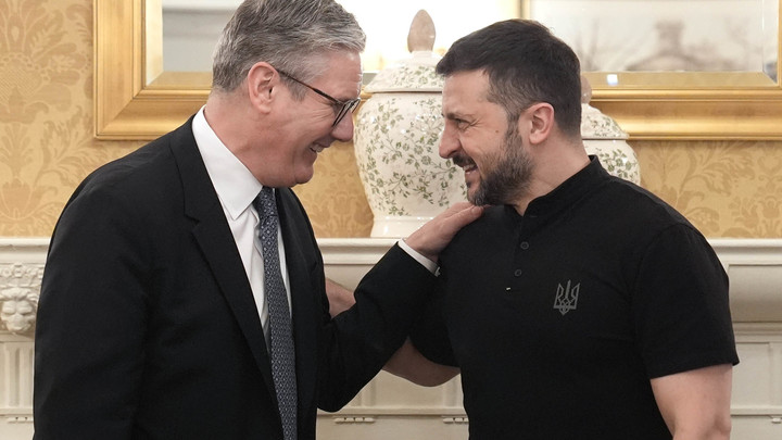 Зашёл слишком далеко: Британских военных возмутили слова премьера про удары Storm Shadow по России