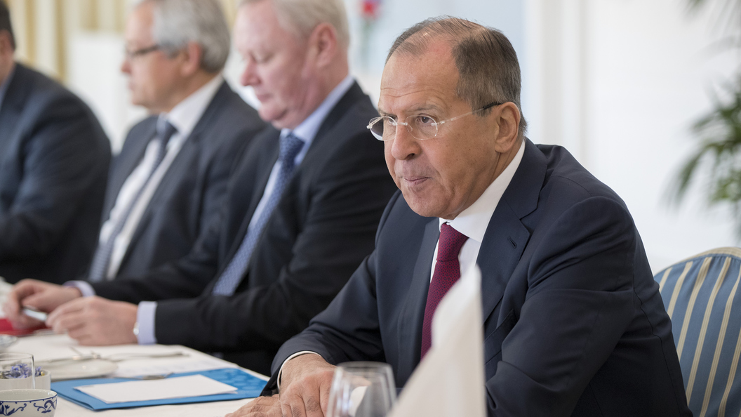 Лавров: Клуб избранных, выстроивший мир под себя, терпит фиаско Лавров: Клуб избранных, выстроивший мир под себя, терпит фиаско