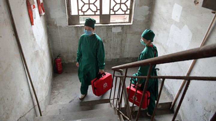 Вскрытие показало: Китайские учёные назвали характерную реакцию организма на коронавирус