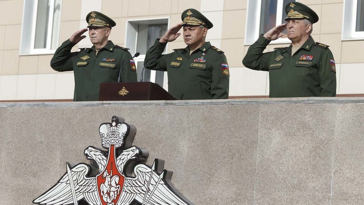 2020-й принёс немало испытаний, но… Шойгу рассказал о сплочённости российской армии