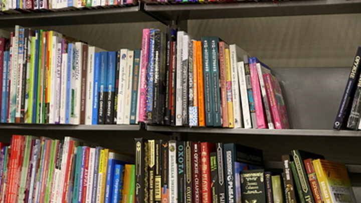 VK без объяснения причин удалила книгу о преступлениях Украины