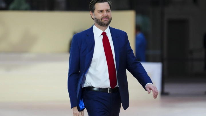Финский эксперт призвал вице-президента Вэнса не подписывать ничего с Зеленским из-за его нелегитимности