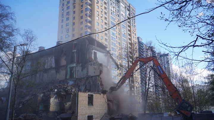 В Екатеринбурге ради программы КРТ пустят под бульдозер шесть двухэтажек на Уралмаше