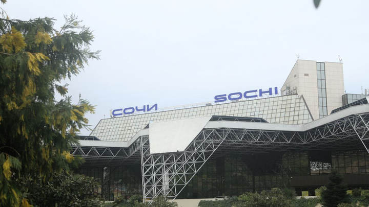 Безопасность наше всё: Аэропорт Сочи расширил перечень запрещённых на борту предметов