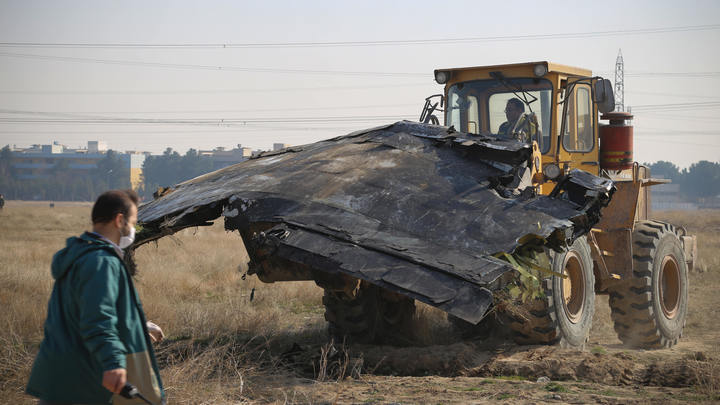 Пилоты другого самолёта всё видели, а украинские нет???: Независимый эксперт предположил, что Боинг в Иране сбили из ПЗРК