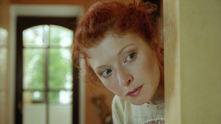 Амалия прощалась с Россией навсегда: Кривляться надоело! А теперь вернулась