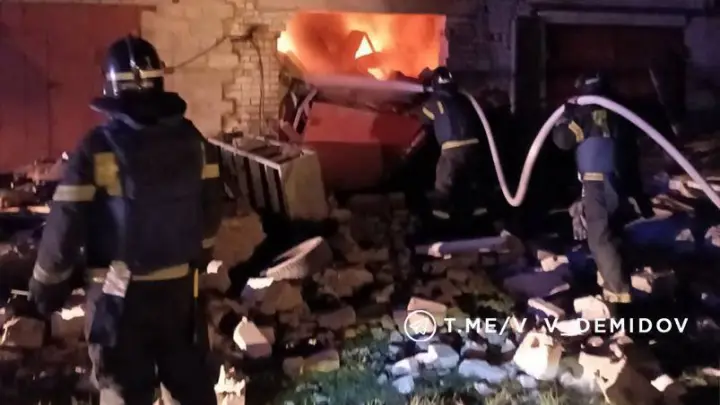 Атака на Белгород: по городу ударили дронами и ракетами, 20 тысяч человек остались без электричества,  видео пожара