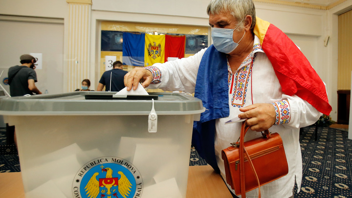 Журналиста грозили сдать Украине? Поведение Молдавии вызвало недоумение