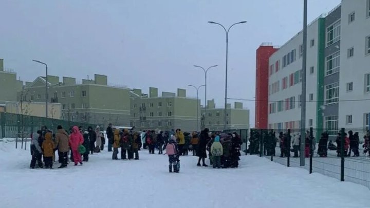 Председатель СК РФ потребовал провести проверки массовых эвакуаций в школах Самары