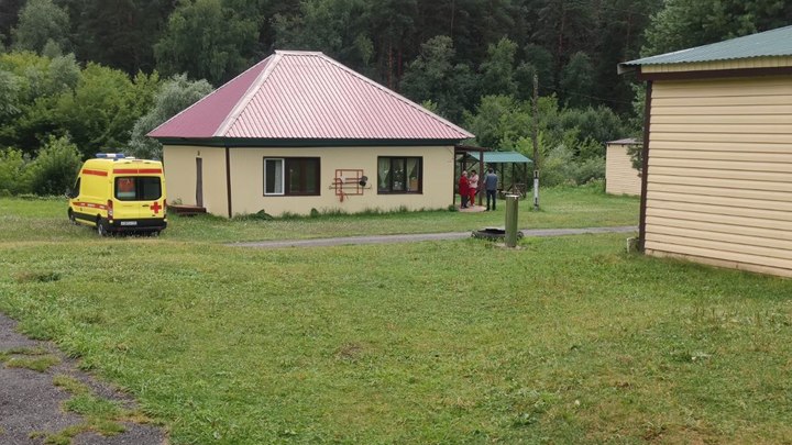 В детском лагере на Алтае отравились 67 детей