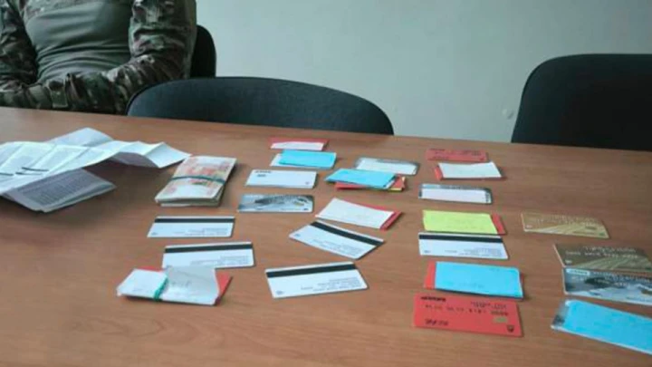 Директор спорткомплекса в Долгопрудном фиктивно трудоустроил 25 человек