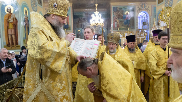 Митрополит Новосибирский и Бердский возвёл в сан архимандрита священника