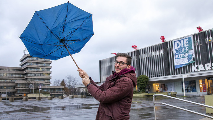 Водопад наоборот: Шторм Ciara  в Шотландии спровоцировал редкое явление