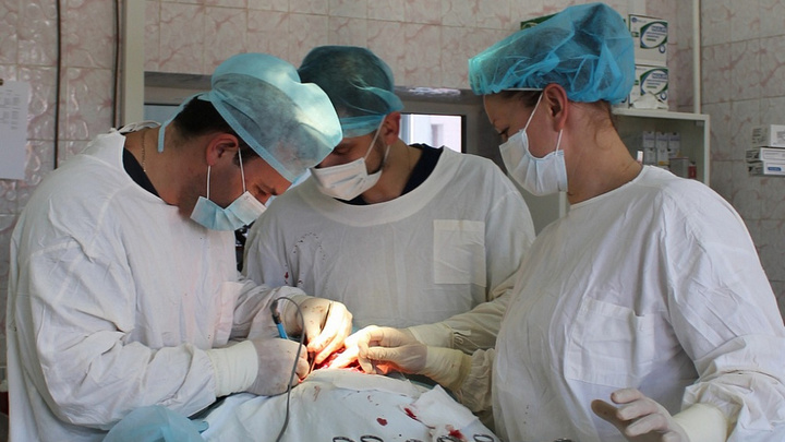 На Кубани хирурги восстановили пациенту челюсть, разрушенную раком