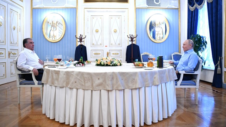 Это как считается - завтрак или обед?: Неформальная часть переговоров Путина и Рахмона