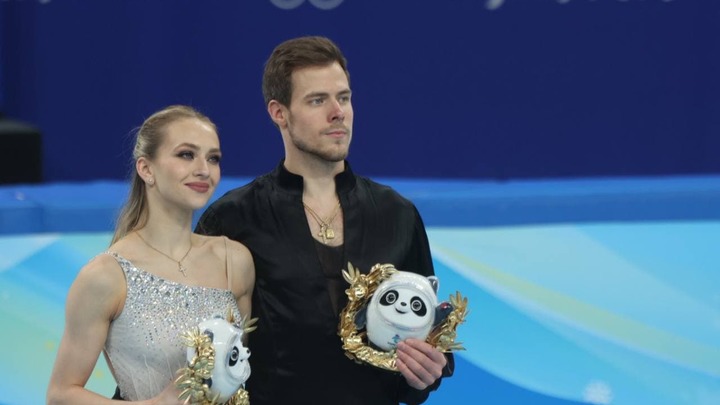 Фигурное катание на Олимпиаде-2022: Пара Синициной и Кацалапова взяла серебро в танцах на льду